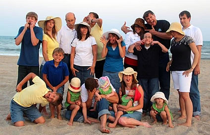 Bethy playing violin with Sarah